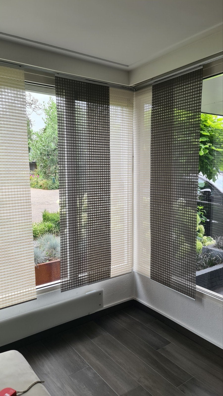 IKEA Paneelgordijnen Ecru/Bruin voor hoekraam (9 panelen), Huis en Inrichting, Stoffering | Gordijnen en Lamellen, Ophalen