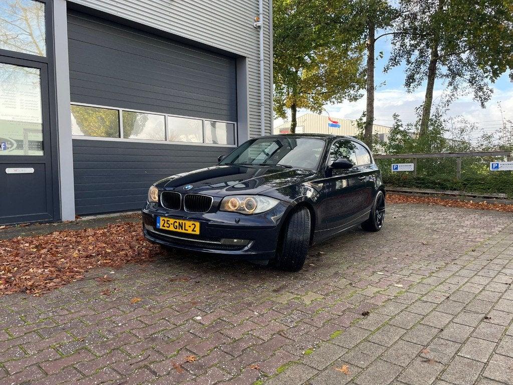 Bmw7500 1 SERIE 118I BUSINESS LINE AUTOMAAT (bj 2008), Auto's, BMW, 143 pk, Bedrijf, 1265 kg, Elektrische ramen
