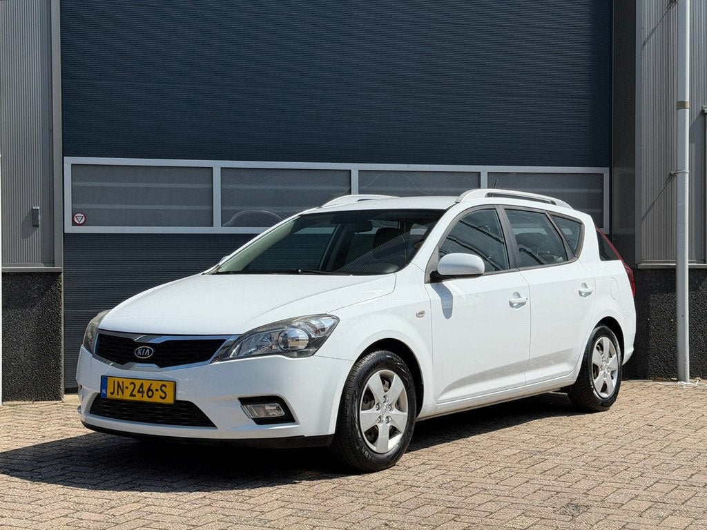 Kia Cee'd 1.4 CVVT X-tra bj.2010 Airco|Cc|Trekhaak., Auto's, Voorwielaandrijving, Euro 5, Stof, Gebruikt