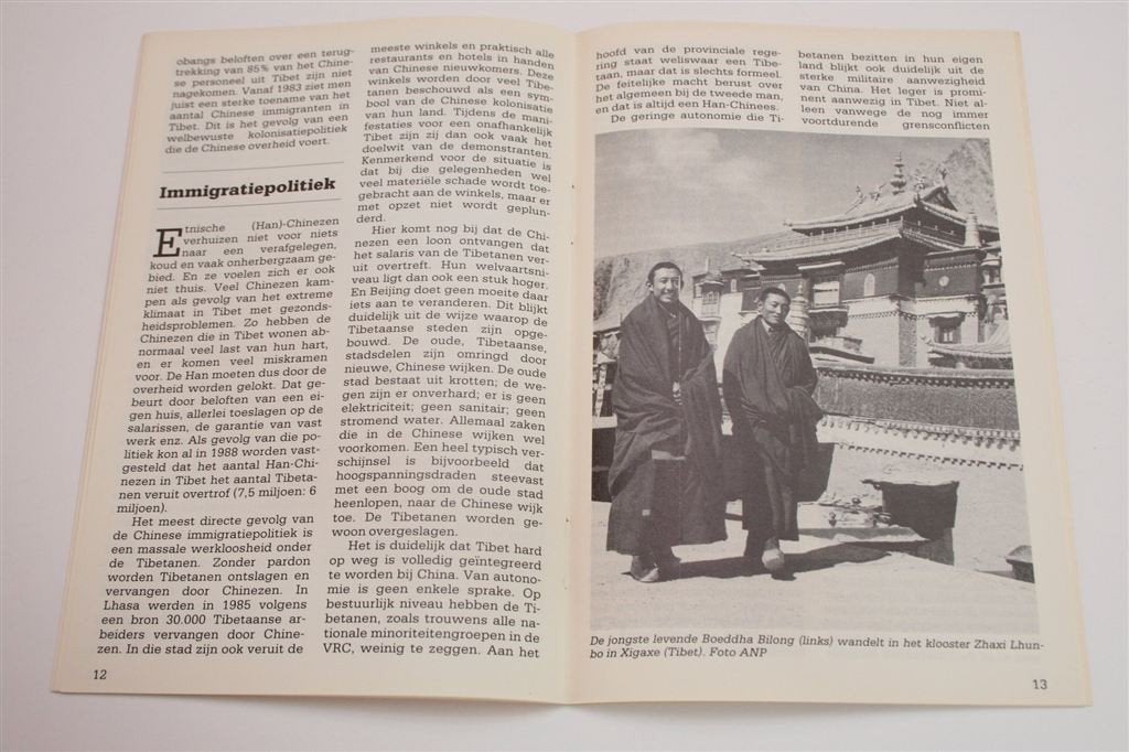 China in Tibet — Historisch & Politiek Overzicht [1990], Boeken, Ophalen of Verzenden, Gelezen, Azië