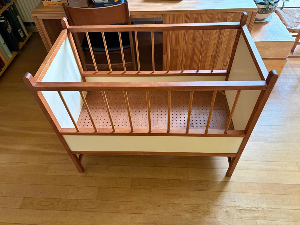 Retro babybed 100x50cm, Kinderen en Baby's, Babywiegjes en Ledikanten, Ophalen, Gebruikt, Ledikant