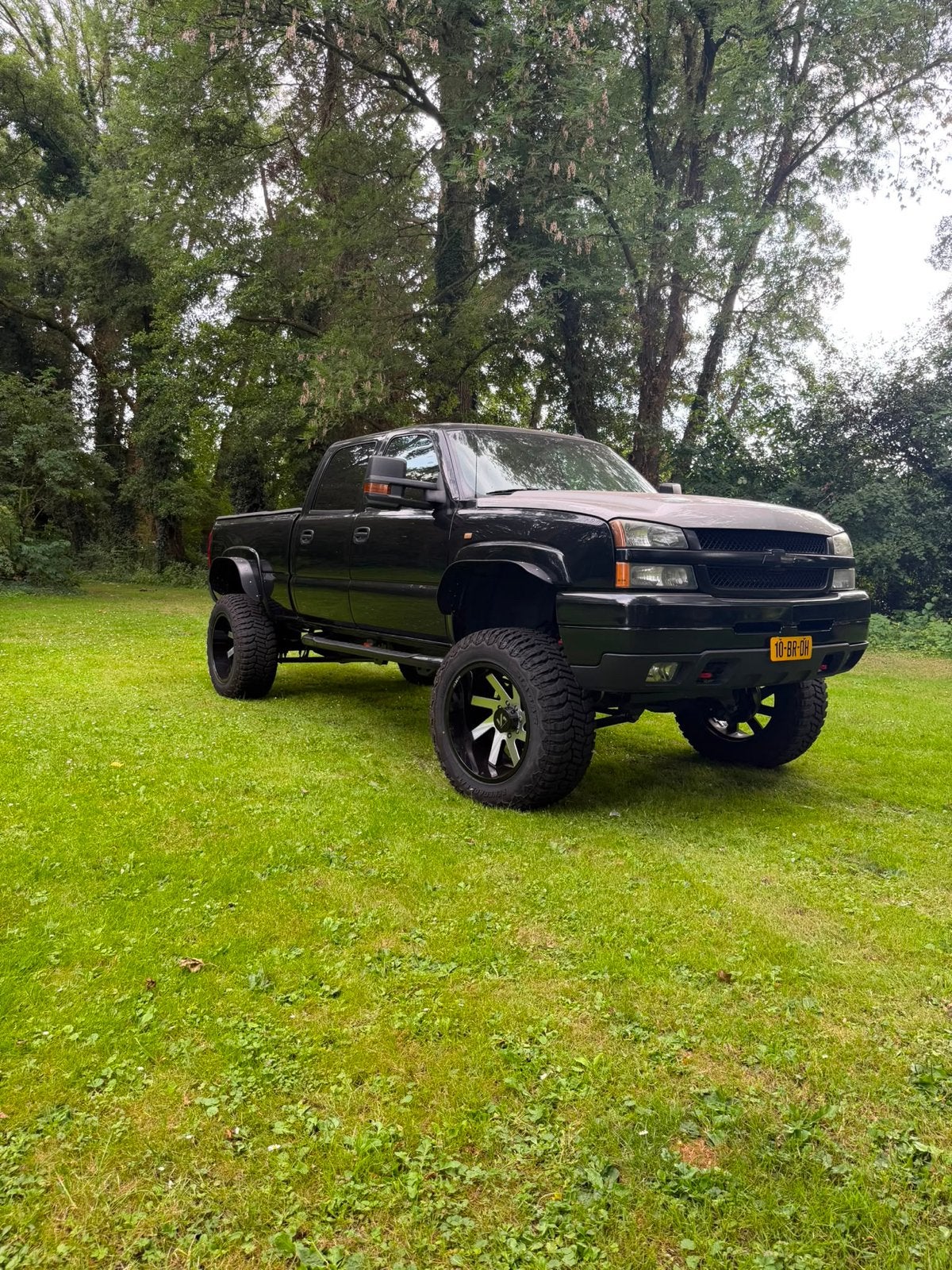 Chevrolet  duramax 2004 Zwart 2500 HD, Automaat, 8 cilinders, Zwart, Diesel