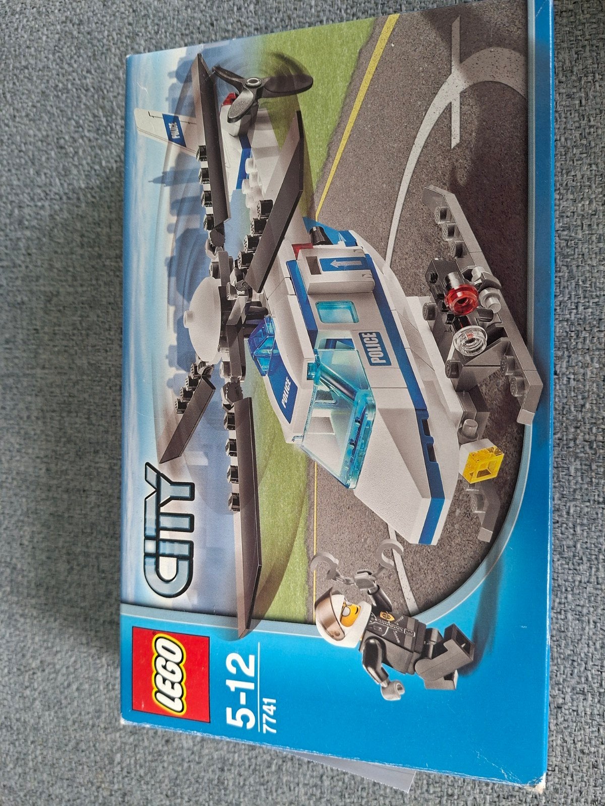Lego City Politie Helikopter 7741 (mist paar blokjes), Ophalen, Gebruikt