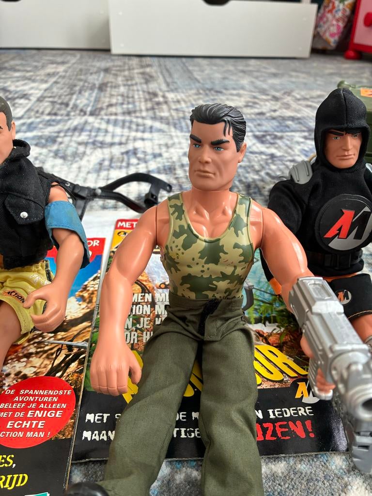 Action Man poppen jaren '90 met koffer, Ophalen of Verzenden, Gebruikt