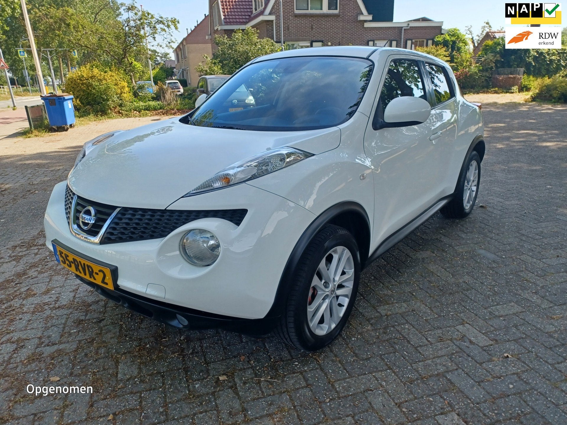 Nissan Juke 1.6 Acenta, Voorwielaandrijving, Euro 5, Stof, Zwart