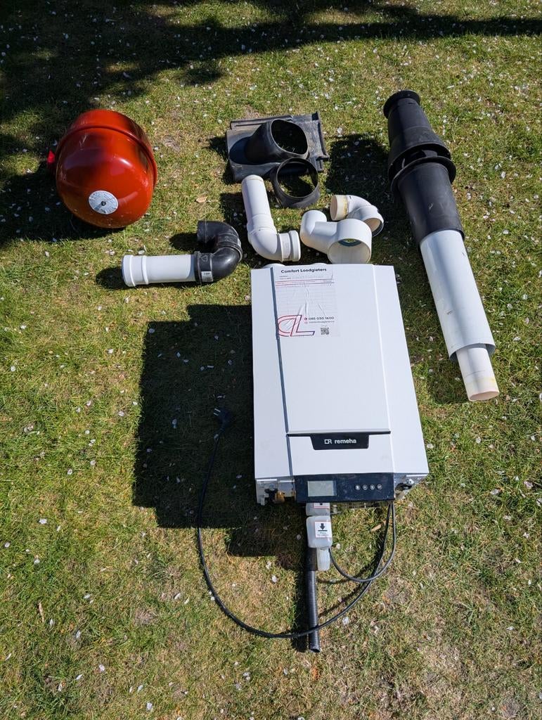 Remeha Tzerra Ace 39W, Minder dan 20 liter, Ophalen, Geiser, Minder dan 3 jaar oud