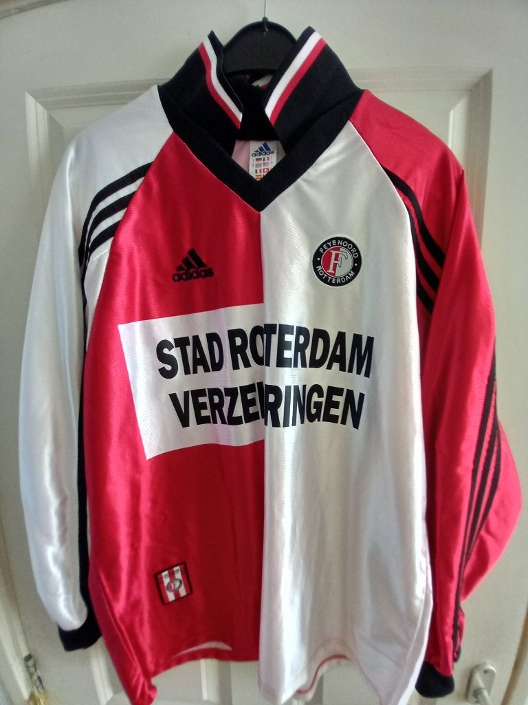 Feyenoord Thuisshirt en Broekje Jaren '90, Verzamelen, Sportartikelen en Voetbal, Ophalen of Verzenden, Gebruikt, Feyenoord, Shirt