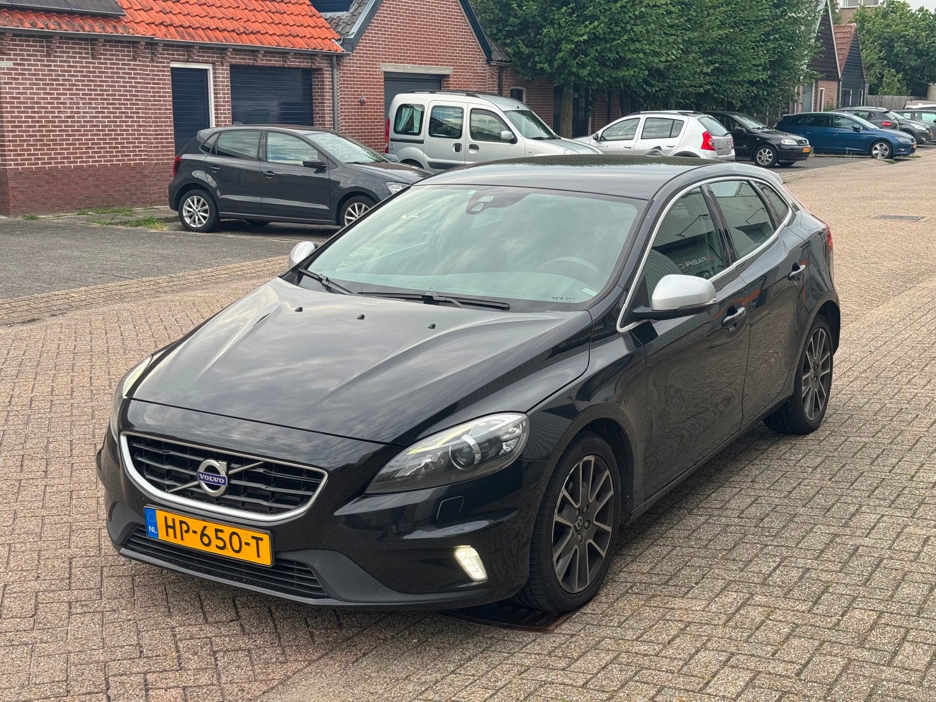 Volvo V40 2.0 D2 R-Design Business, Voorwielaandrijving, Gebruikt, 4 cilinders, 1969 cc