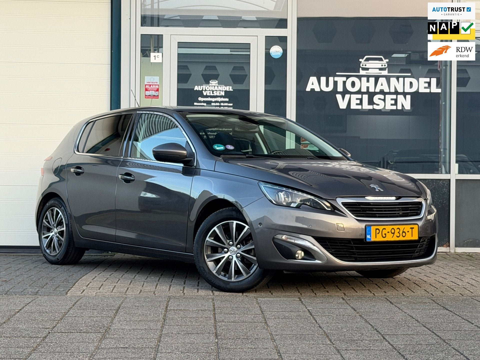Peugeot 308 1.2 PureTech Allure Navi Pda Nap, Auto's, Voorwielaandrijving, Gebruikt, Euro 6, Origineel Nederlands