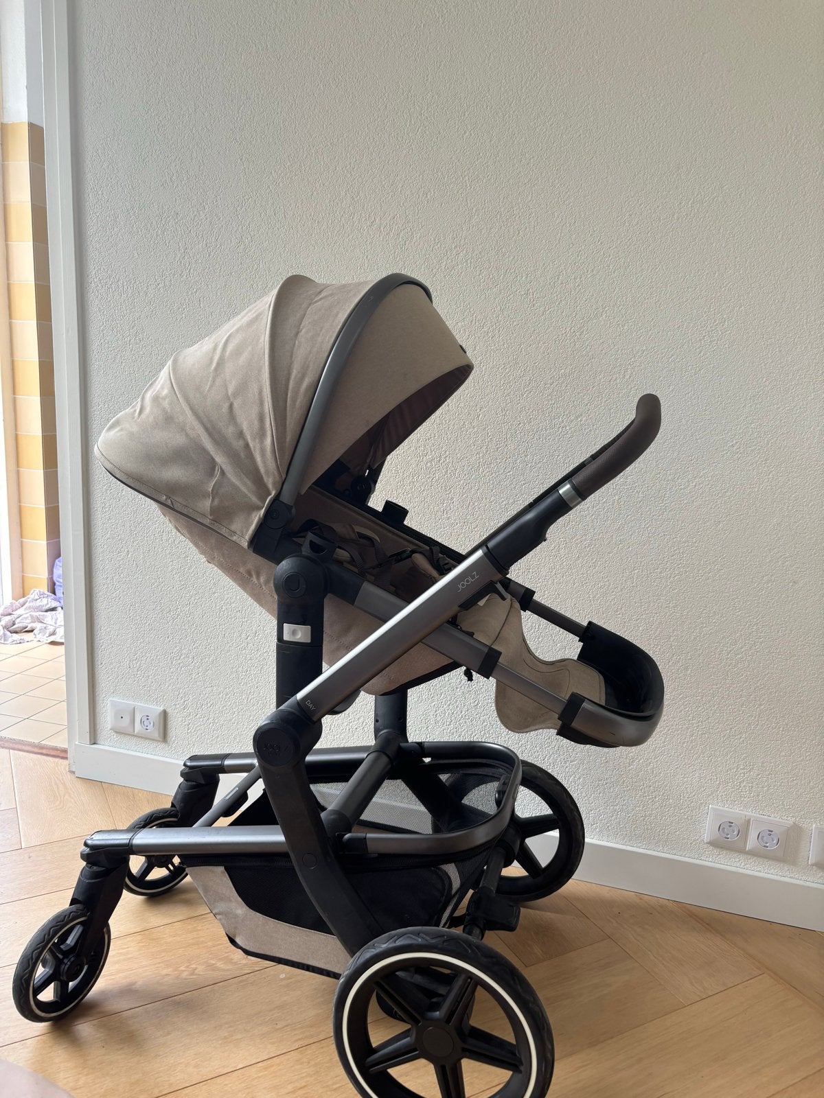 Joolz Day kinderwagen, Kinderen en Baby's, Kinderwagens en Combinaties, Ophalen, Zo goed als nieuw, Combiwagen, Verstelbare duwstang