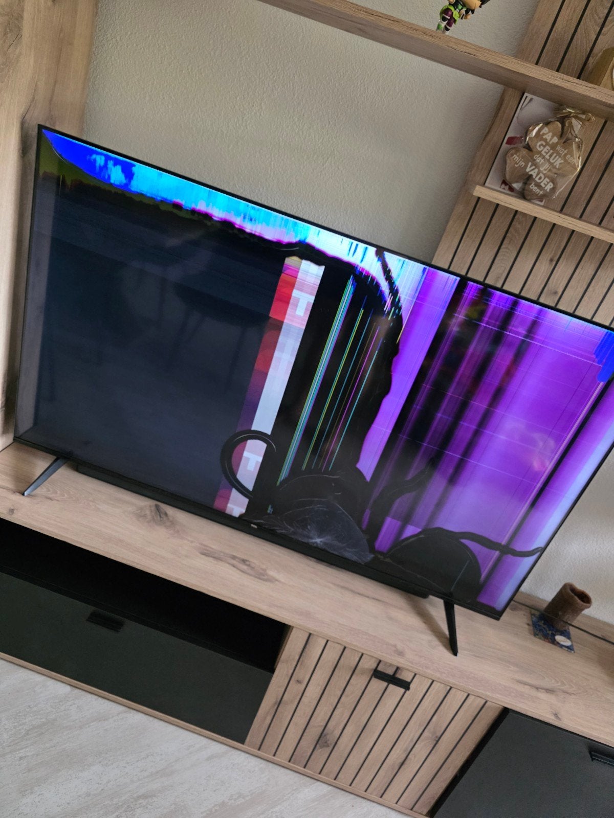 TCL 58 inch TV - Defect (scherm gebroken), Audio, Tv en Foto, Ophalen of Verzenden, 100 cm of meer, 50 Hz, Overige merken