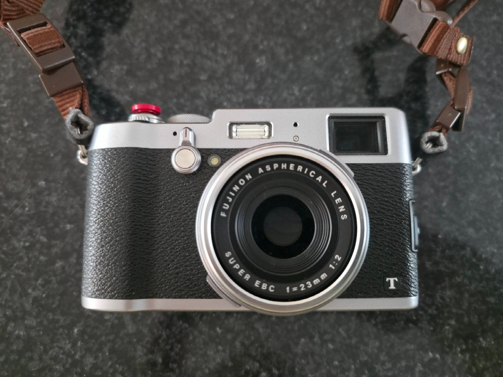 Fujifilm X100T Zilver | Slechts 3500 clicks, Ophalen of Verzenden, Zo goed als nieuw, Geen optische zoom