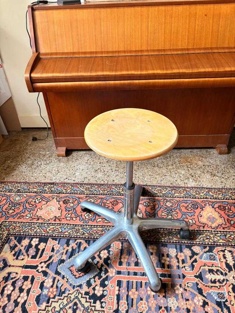 Score kruk, verstelbaar, Huis en Inrichting, Stoelen, Ophalen, Gebruikt, Overige kleuren, Eén