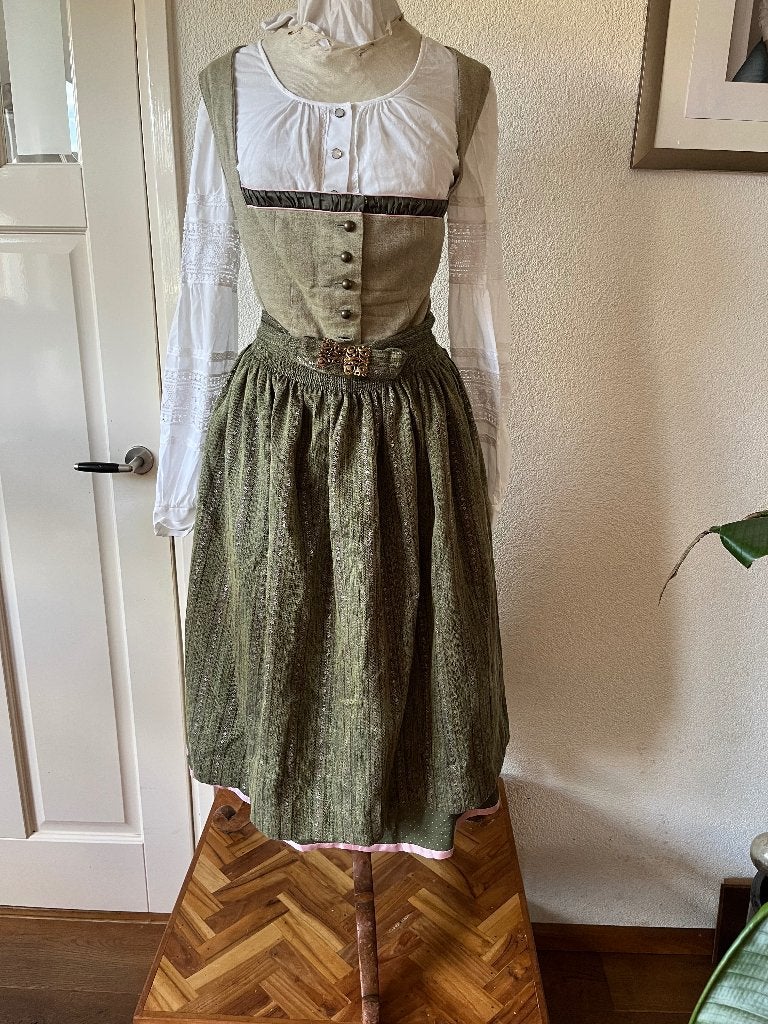 Mooie Hammerschmid dirndl compleet maat 42/44 nr 54, Hammerschmid, Maat 42/44 (L), Ophalen of Verzenden, Overige thema's