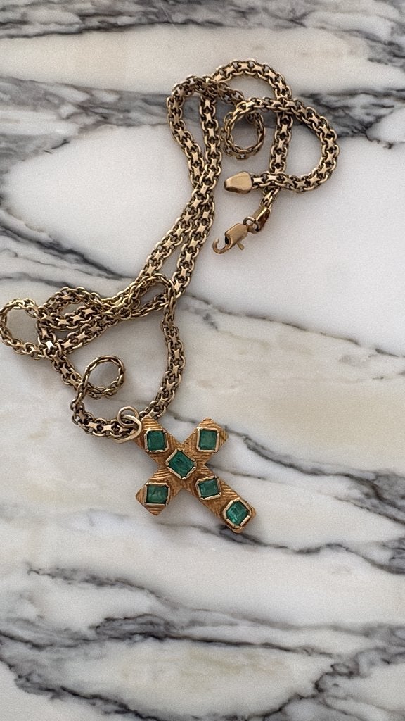 18 karaat gouden ketting met kruis en smaragden, Gebruikt, Ophalen of Verzenden, Met edelsteen, Goud