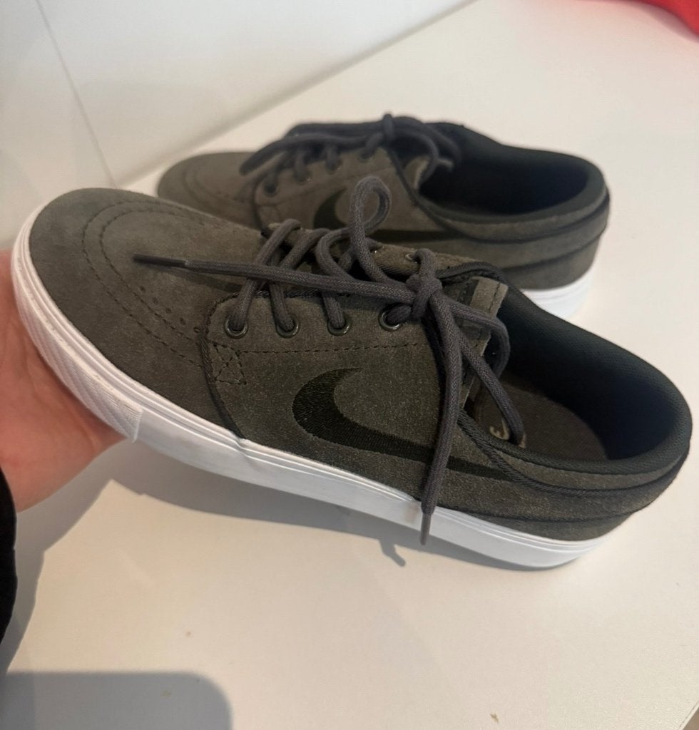 Nike schoenen Stefan Janoski Legion Green Suede Skater Shoes, Overige kleuren, Nike, Nieuw, Ophalen of Verzenden