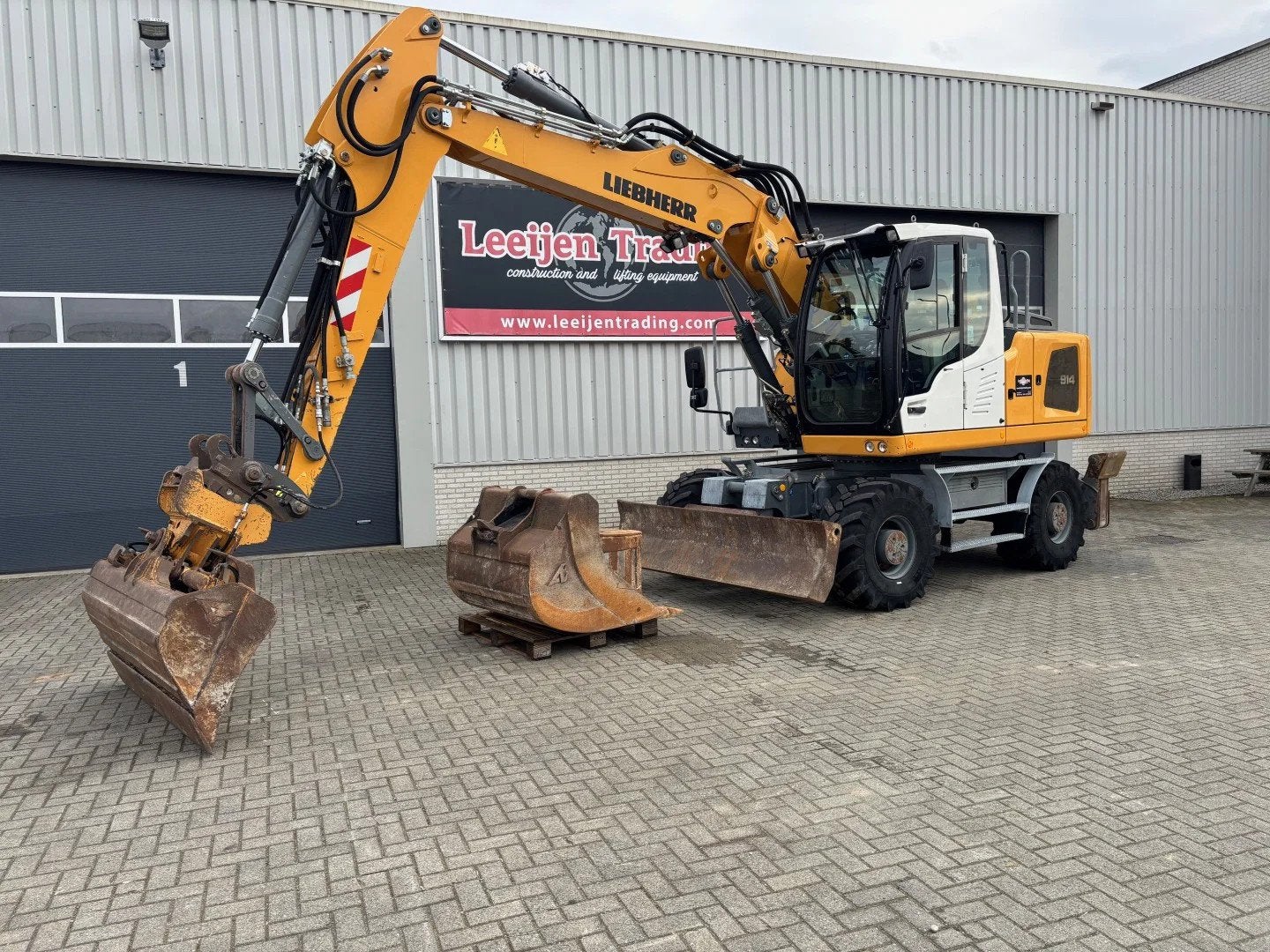 Liebherr A 914 Litronic, 2017 Year only 7955 Hours! Incl. 3x, Graafmachine