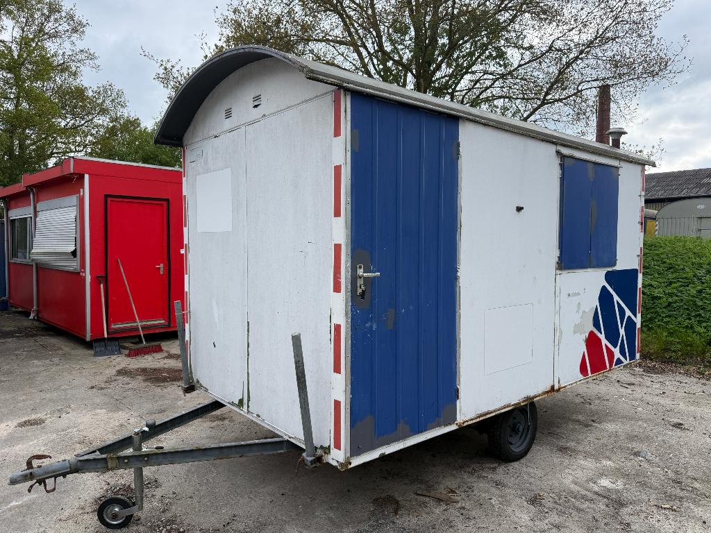 Metalen schaftwagen schaftkeet pipowagen keet L2, Zakelijke goederen, Machines en Bouw | Keten en Containers, Ophalen of Verzenden