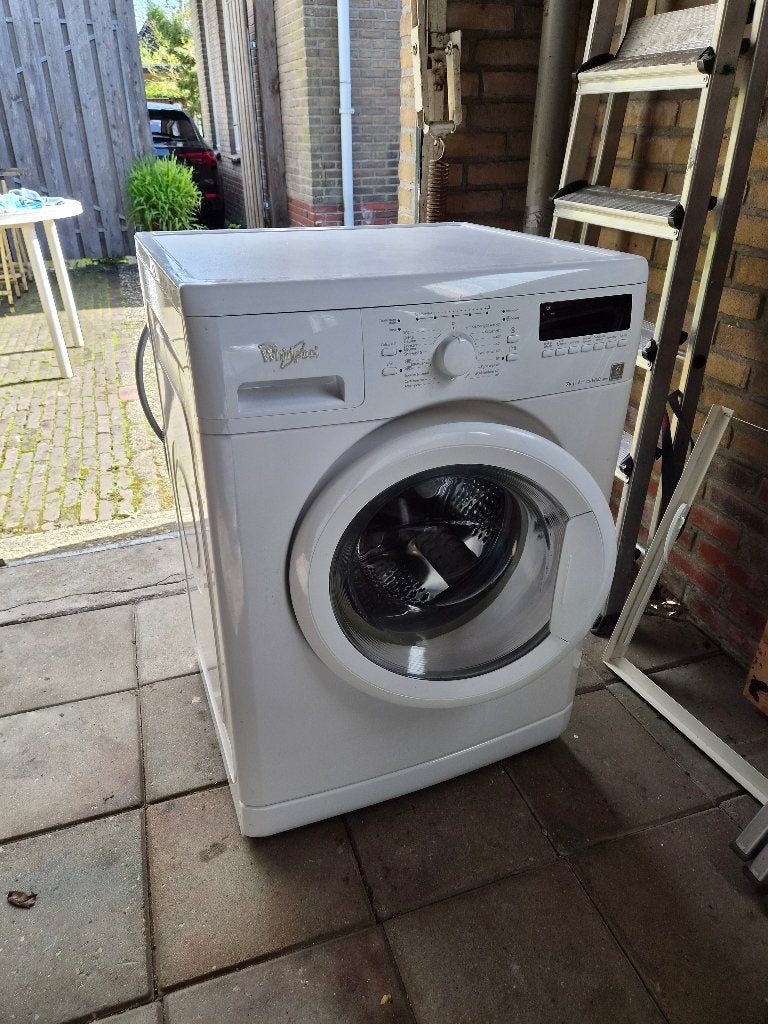Whirlpool Wasmachine - mogelijk defect, Ophalen, Voorlader, 85 tot 90 cm, Energieklasse A of zuiniger