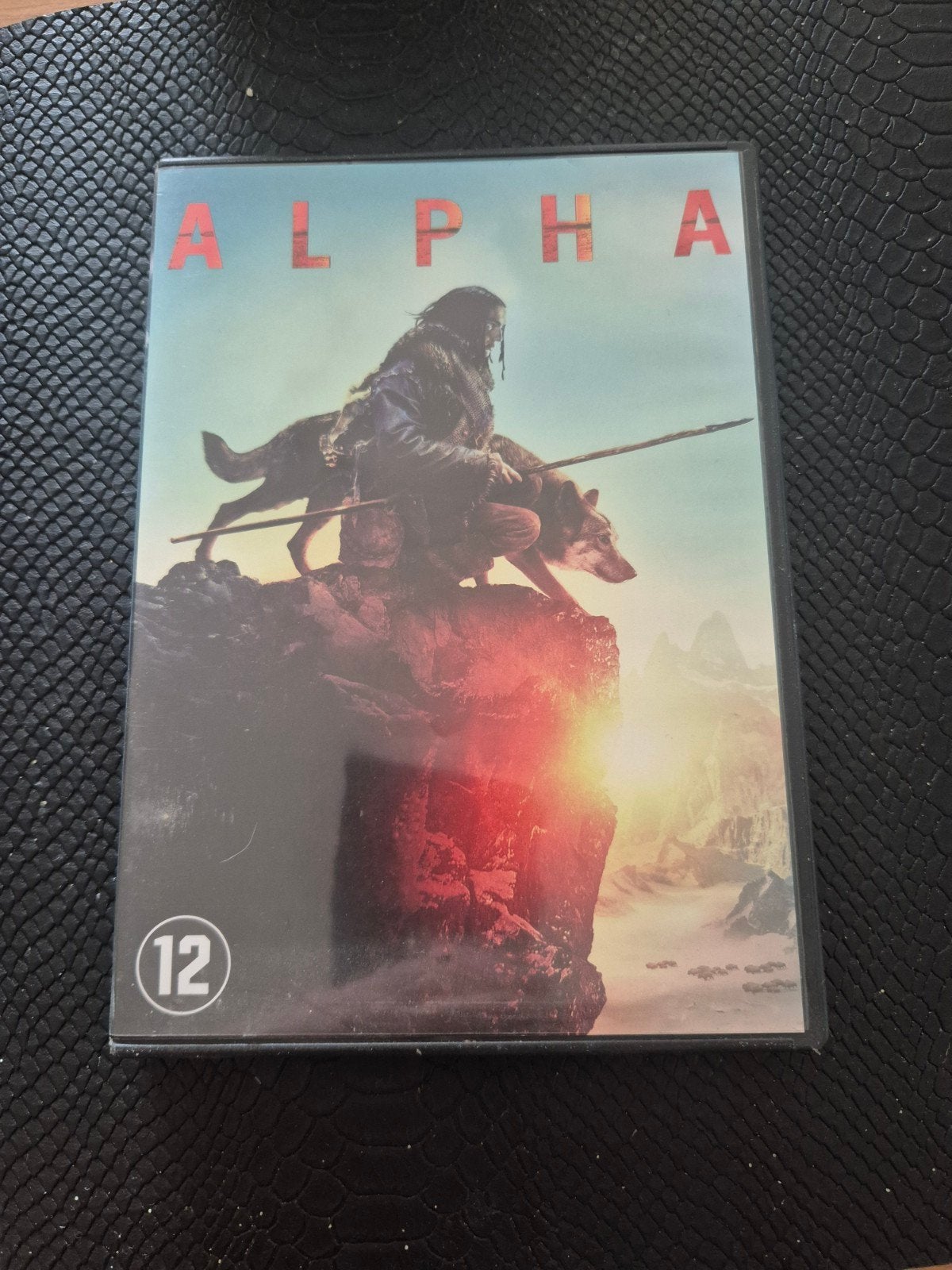 Alpha, Vanaf 12 jaar, Ophalen of Verzenden, Zo goed als nieuw