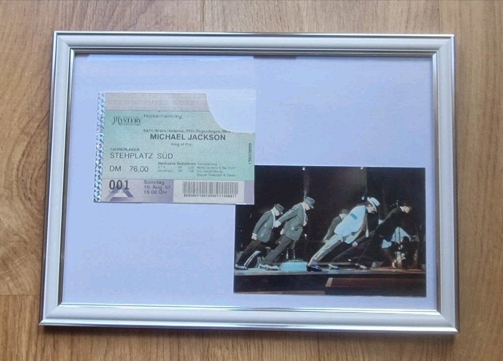 HISTORY Tour concert kaart in lijst met foto Michael Jackson, Verzenden