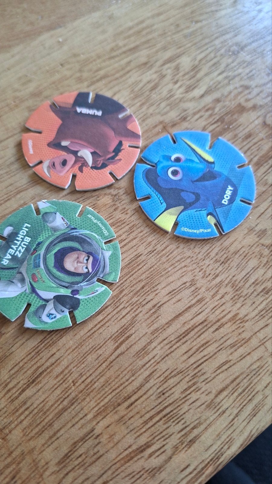 Disney Flippo's: Pumbaa, Dory en Buzz Lightyear, Ophalen of Verzenden, Losse flippo's