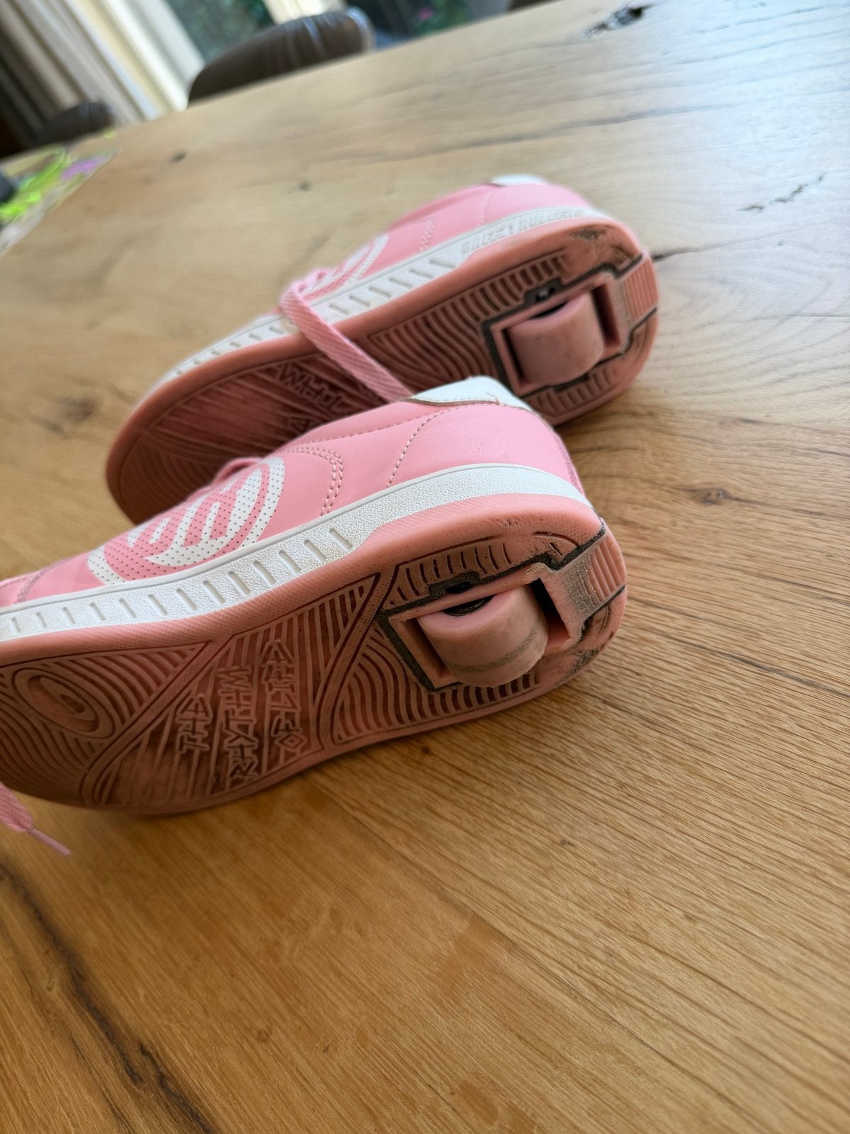 Roze Heelys rolschoenen - Maat 35, Ophalen of Verzenden, Gebruikt, Kinderen