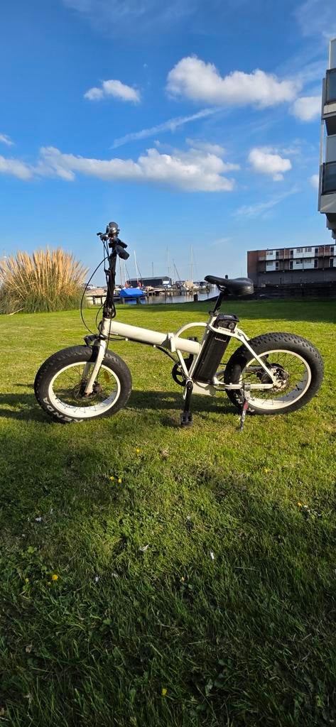 Fatbike - Wit - Elektrisch - gebruikt, Overige merken, Ophalen of Verzenden, Zo goed als nieuw, 51 tot 55 cm