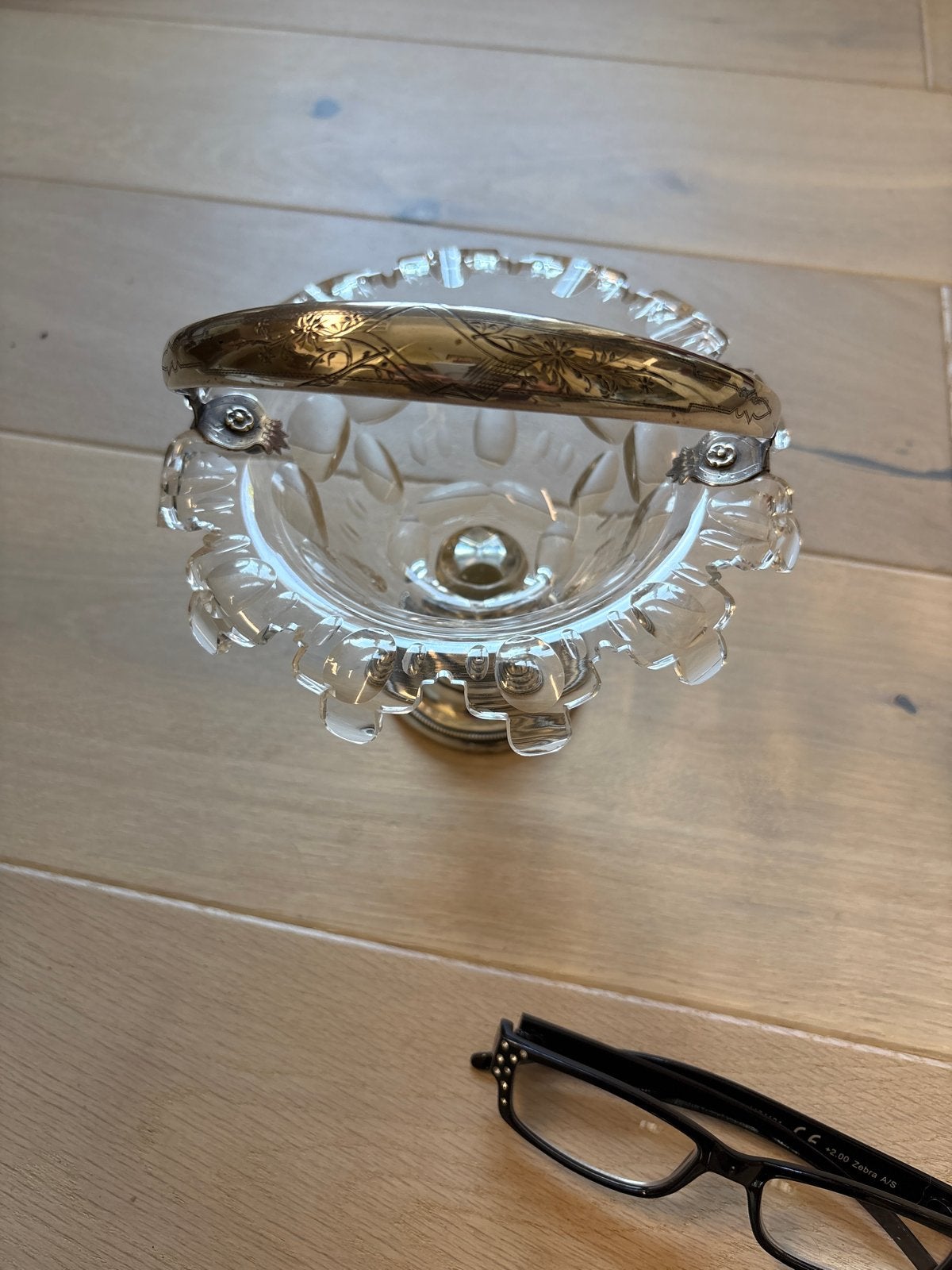 Antieke kristal schaal met zilveren handvat, Antiek en Kunst, Antiek | Glas en Kristal, Ophalen of Verzenden