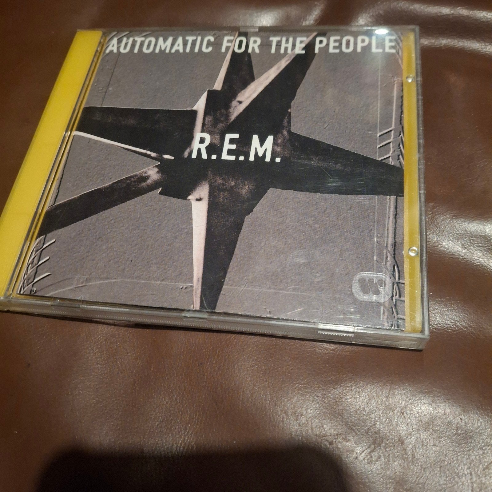R.E.M, Ophalen of Verzenden, Zo goed als nieuw