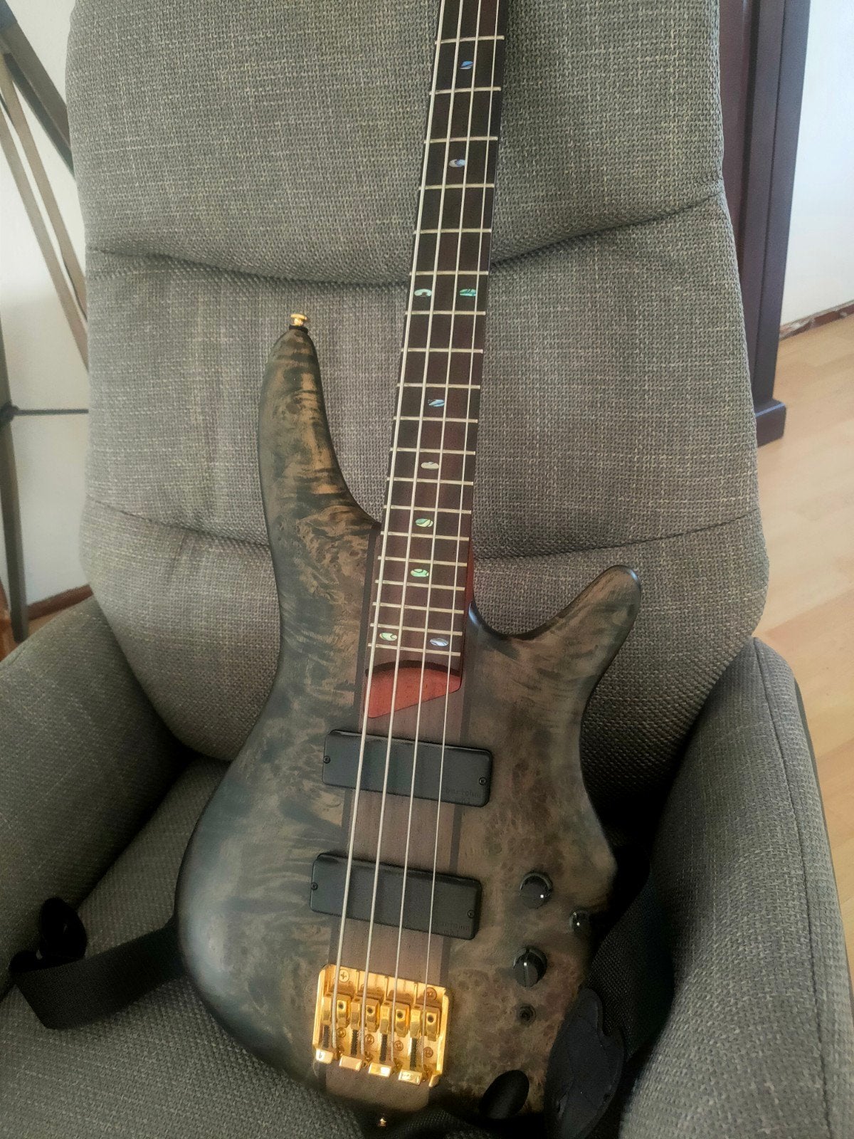 IBANEZ SR 800, Muziek en Instrumenten, Ophalen, Solid body, Ibanez