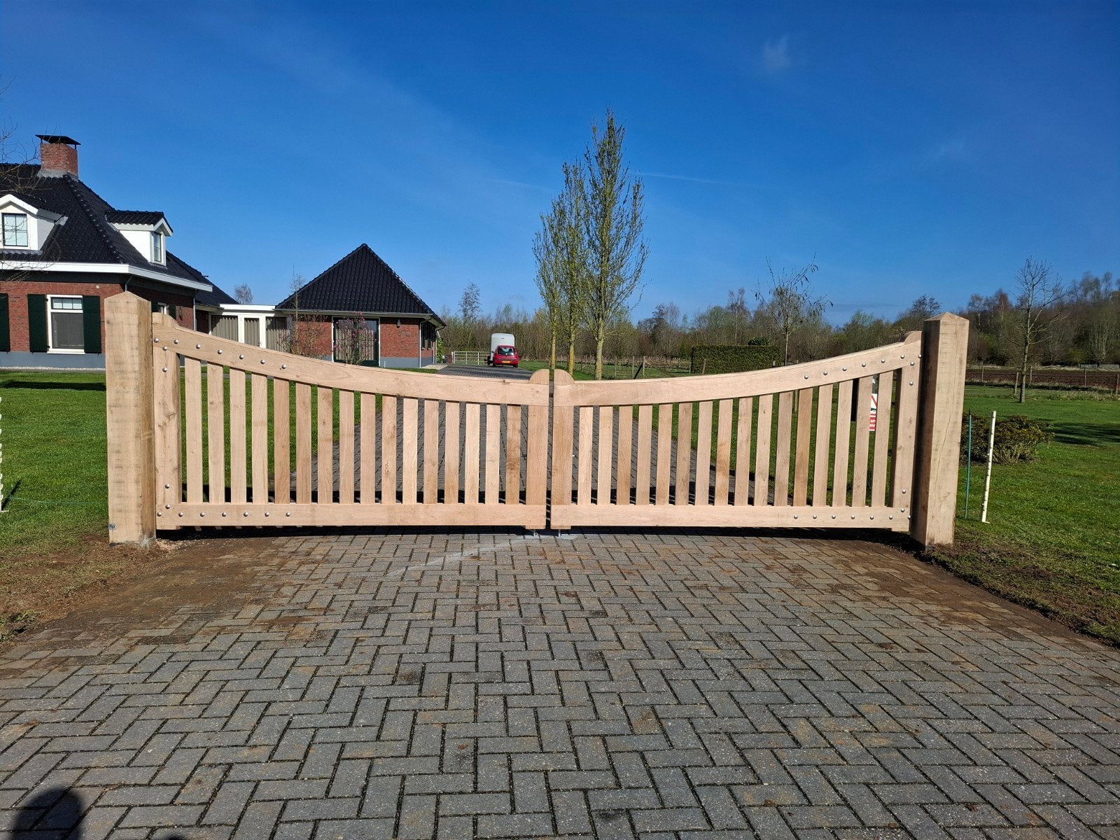 Nieuw gemaakte toegangspoorten/boog poorten, Ophalen, 100 tot 150 cm, Nieuw, Hout