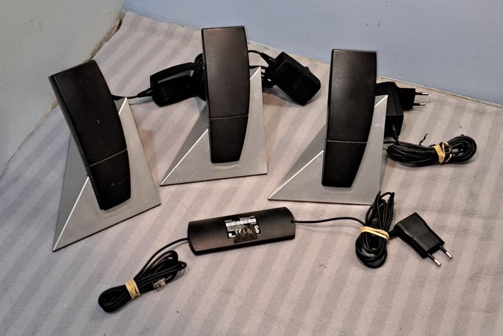 B&O Beoline telefoons 3x, Ophalen of Verzenden, Gebruikt, 3 handsets, Stralingsarm