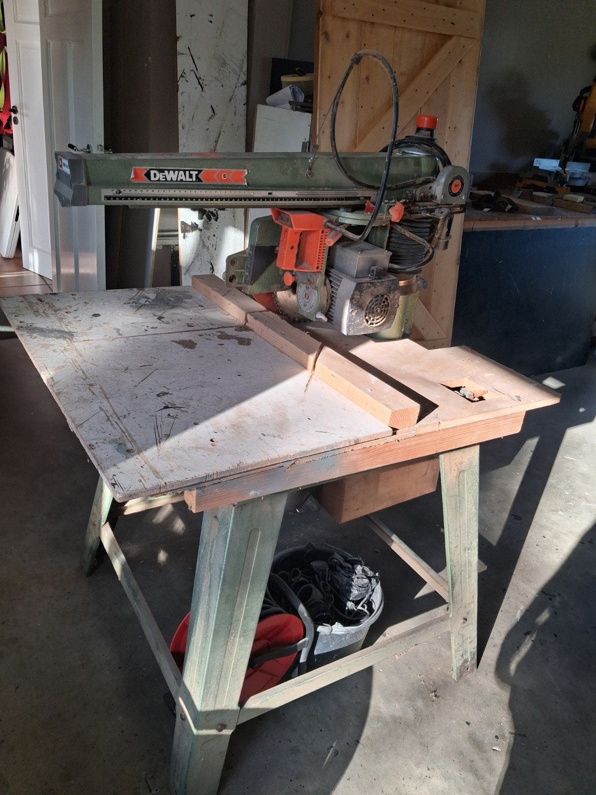 DeWalt afkortzaag dw 8003, Doe-het-zelf en Verbouw, Gereedschap | Zaagmachines, Ophalen, Gebruikt, Afkortzaag, DeWalt