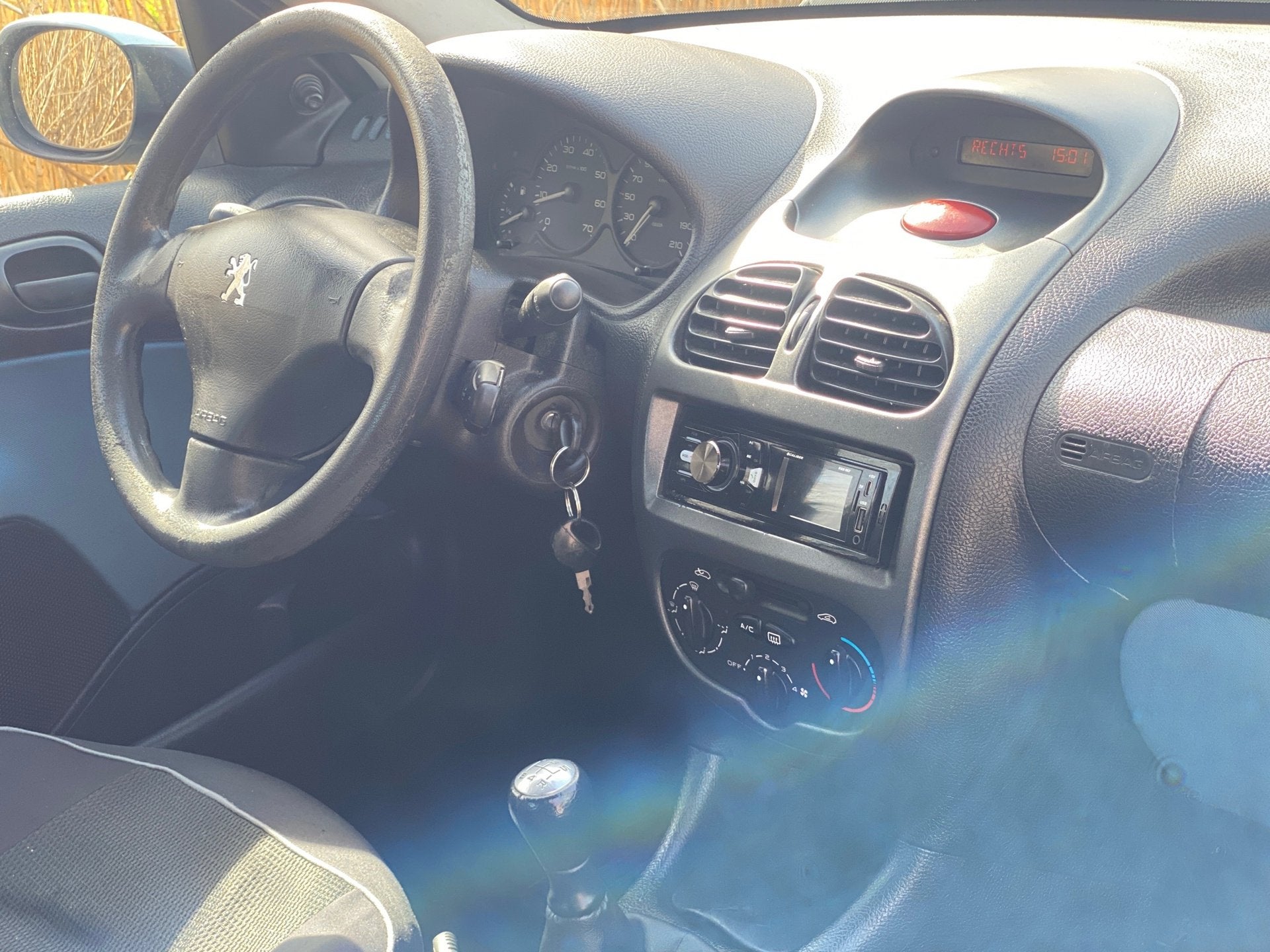 Peugeot 206 Gereserveerd!, Auto's, Peugeot, Voorwielaandrijving, Stof, 31 €/maand, 4 cilinders