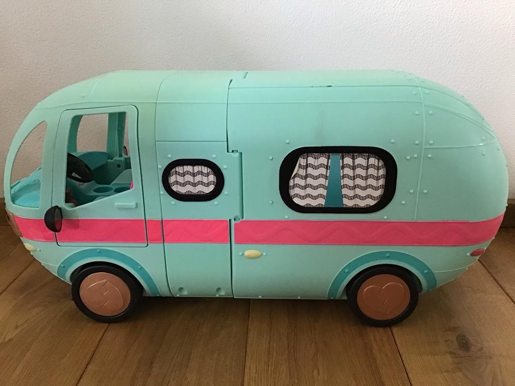 L.O.L. Surprise! 4-in-1 Glamper Camper Speelset, Kinderen en Baby's, Speelgoed | Poppenhuizen, Ophalen of Verzenden, Gebruikt