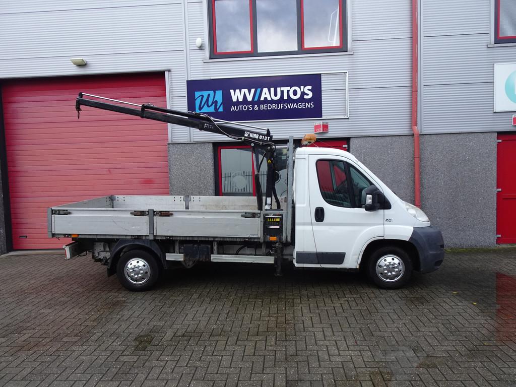 Fiat Ducato 33 2.2 MultiJet MLH1 openlaadbak met hiab laadkr, Auto's, Voorwielaandrijving, Euro 5, Gebruikt, Wit