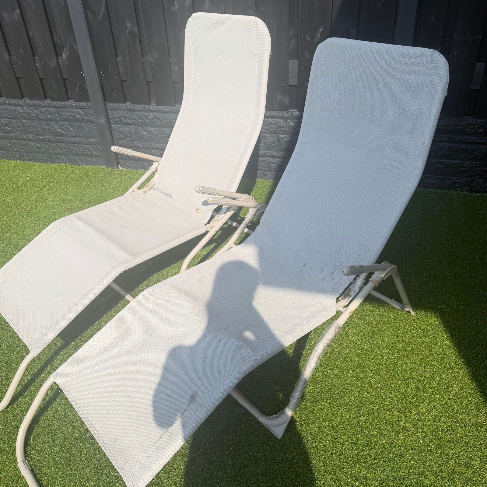 Ligstoeltjes - Gebruikt met lichte roest, Tuin en Terras, Ligbedden, Ophalen, Gebruikt, Metaal