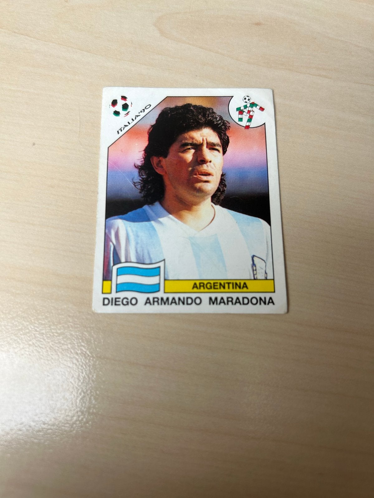 Diego Maradona Panini sticker Italia '90, Ophalen of Verzenden, Zo goed als nieuw, Sticker