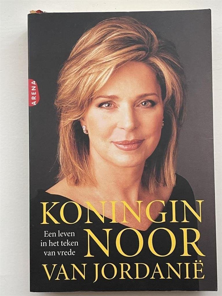 bw4-koningin noor van jordanie-goede staat, Ophalen of Verzenden, Zo goed als nieuw, Overige