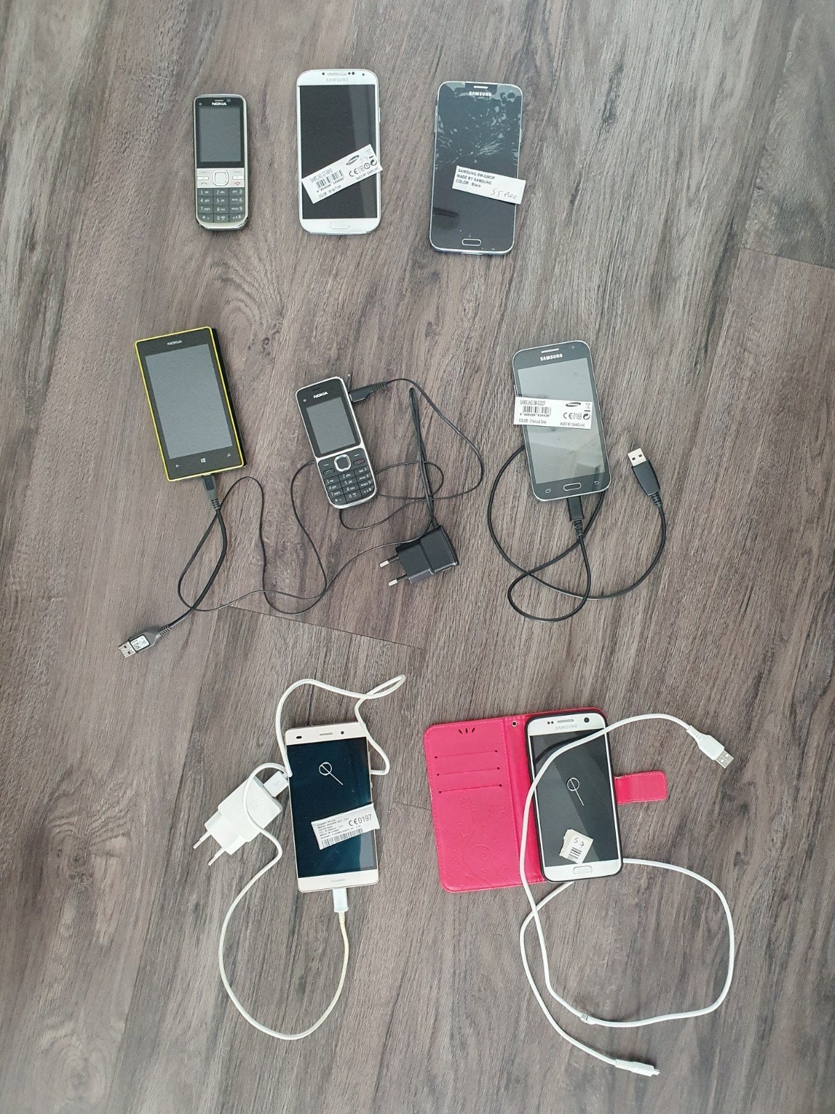 8 oude mobiele telefoons o.a Nokia, Huawei en Samsung, Telecommunicatie, Mobiele telefoons | Nokia, Ophalen