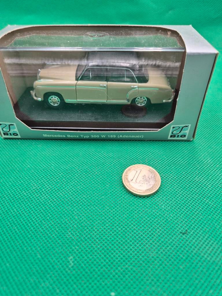 28 mercedes benz type 300 w189 adenauer 1/43 rio, Ophalen of Verzenden, Zo goed als nieuw, Auto
