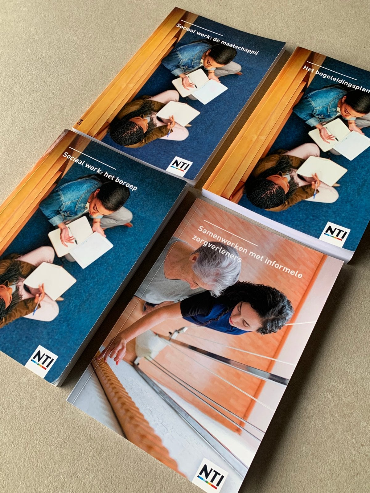 School boeken NTI, Ophalen of Verzenden, Gelezen, Overige niveaus