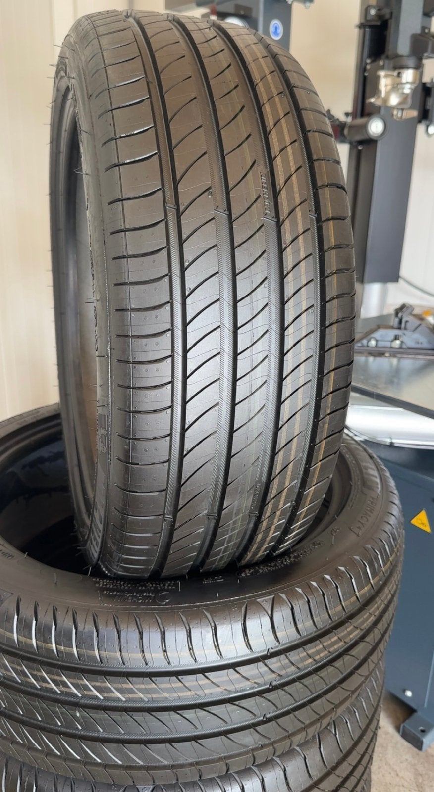 4 Stuks Michelin 205 45 17 Zomerbanden Inclusief Montage, 205/45 R17, Nieuw, 17 inch, Personenwagen