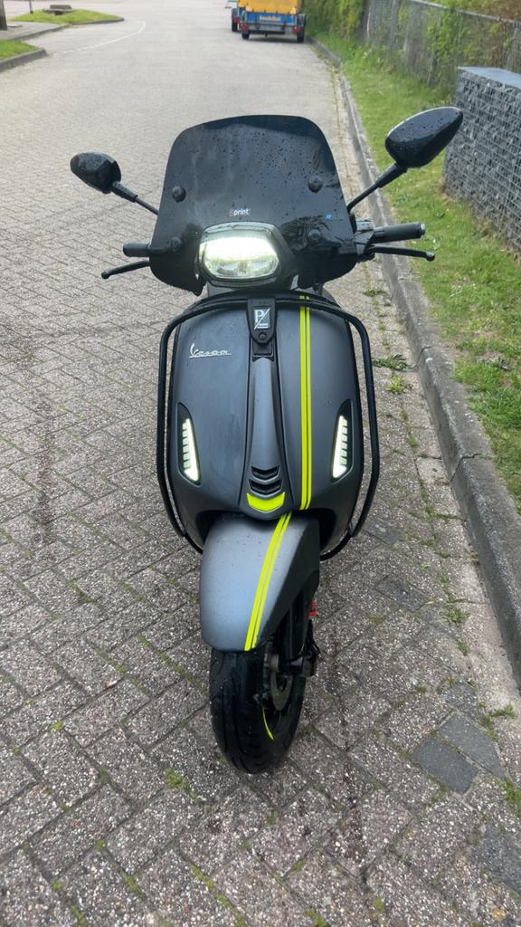 Vespa sprint 80cc malossi brom 2023, Ophalen, Maximaal 45 km/u, Vespa S, Zo goed als nieuw