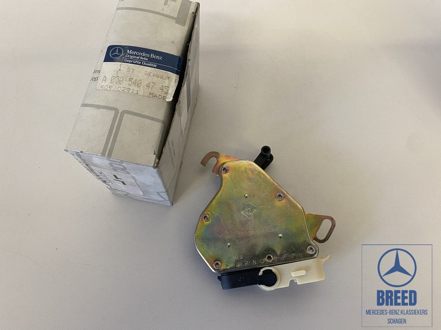 NOS schakelaar automaatbak Mercedes-Benz W123 W124 W126 W201, -, Nieuw, Ophalen of Verzenden, -