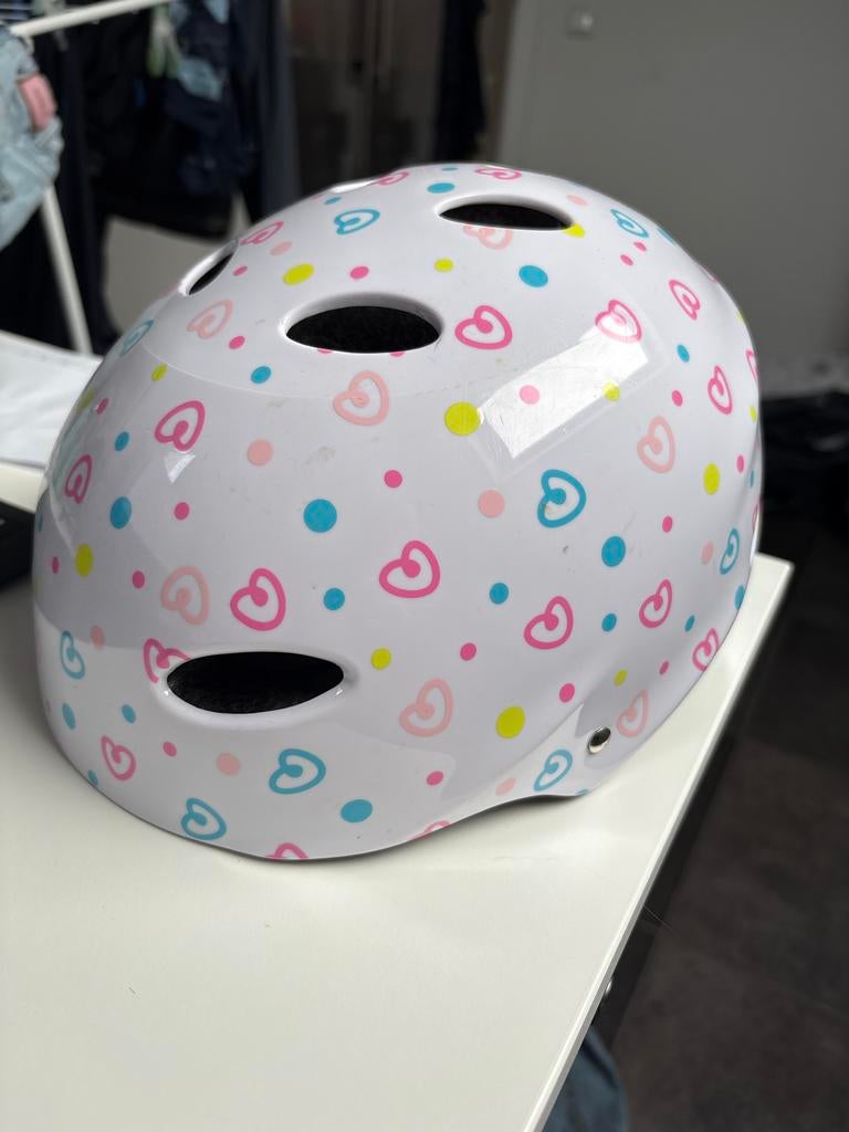 Kinderhelm wit met hartjes en stippen, maat XS, Ophalen, Nieuw, XS, Jongen of Meisje