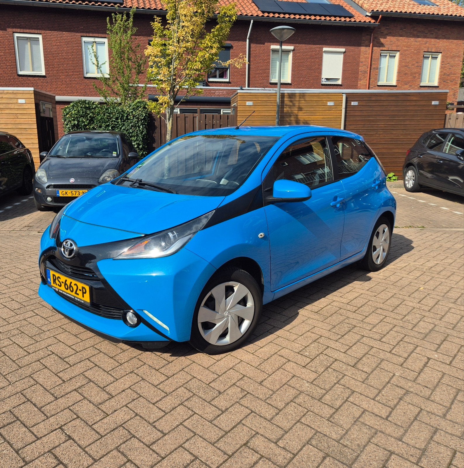 Toyota Aygo 1.0 Vvt-i 69pk 5D X-shift 2018 Blauw - Automaat, Stof, Origineel Nederlands, 24 km/l, Particulier