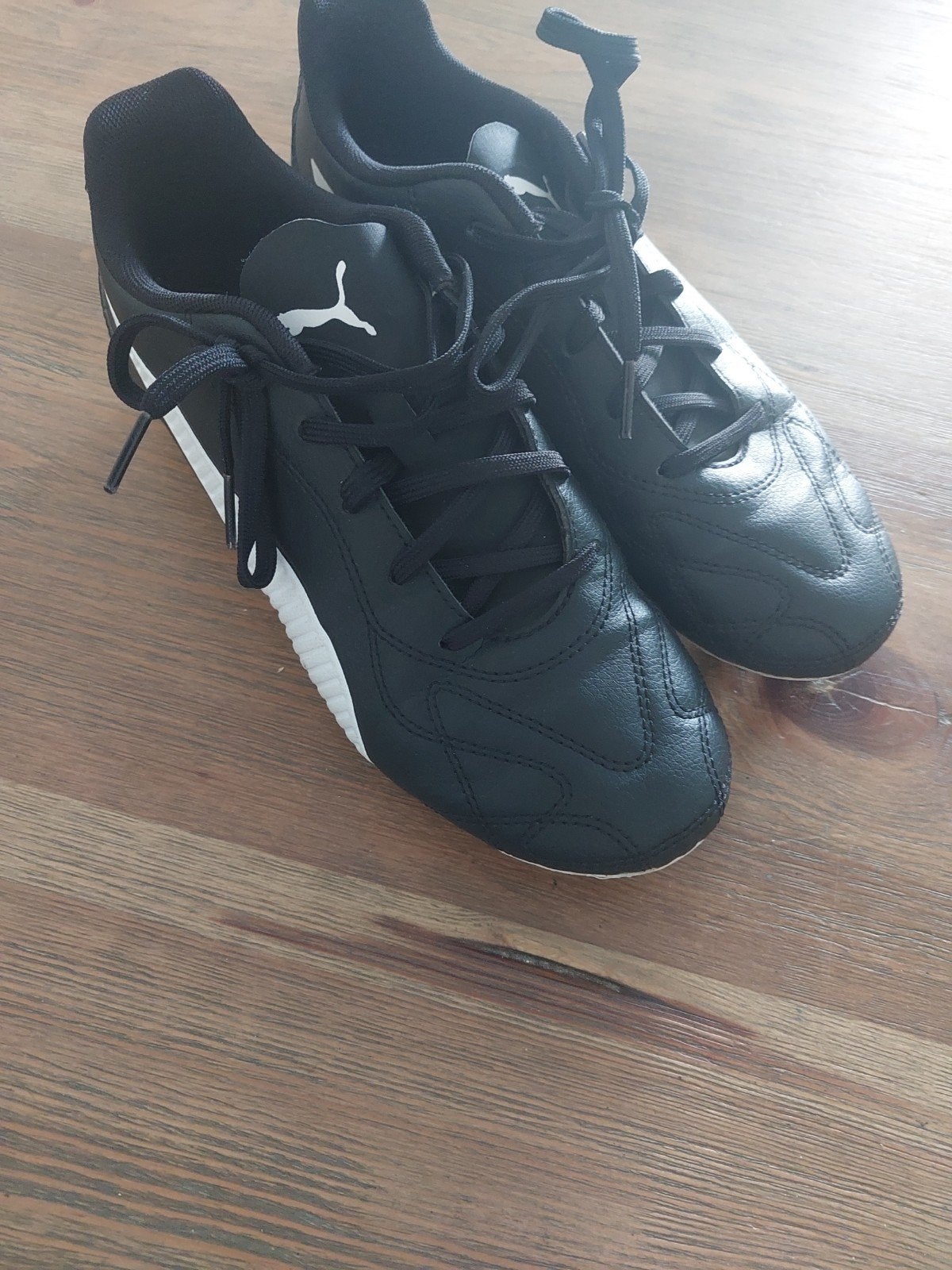 Noppenschoenen, voetbalschoenen  Puma maat 38, Ophalen, Maat XS of kleiner, Schoenen, Zo goed als nieuw