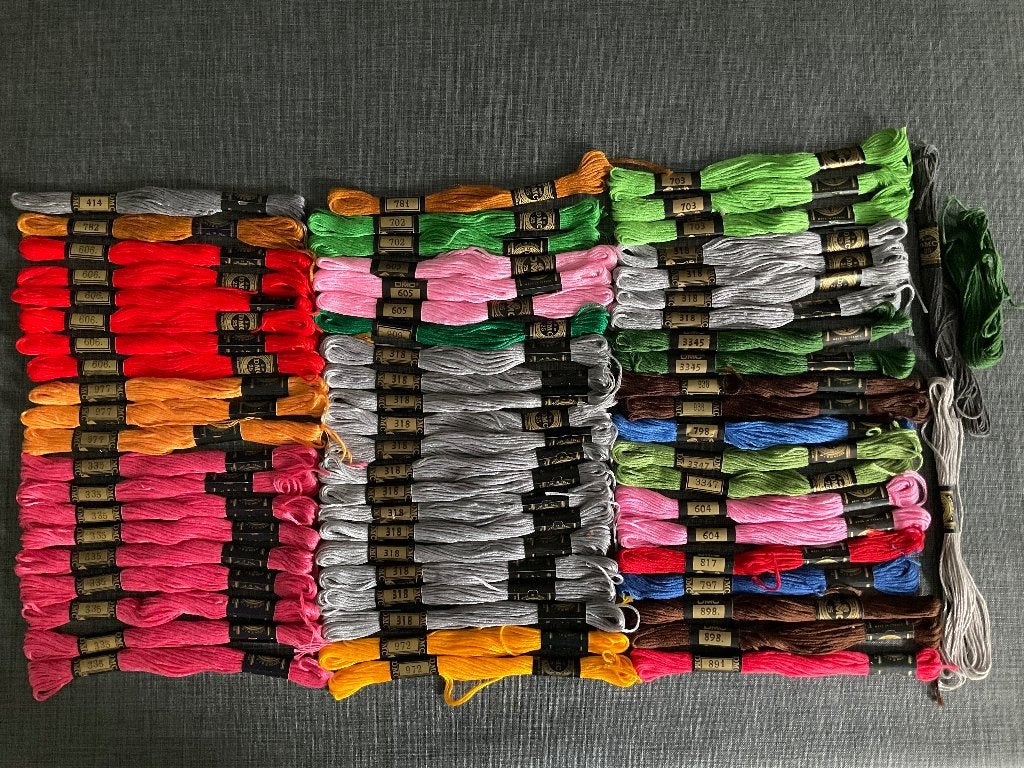 Borduurgaren DMC ... Veel 60+, Ophalen, Zo goed als nieuw, Handborduren, Borduurgaren of Zijde